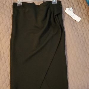 28 in Long pencil skirt